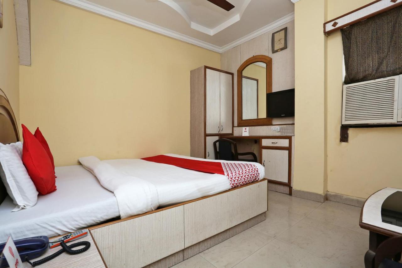 Oyo 4065 Hotel Richi ブバネーシュワル エクステリア 写真