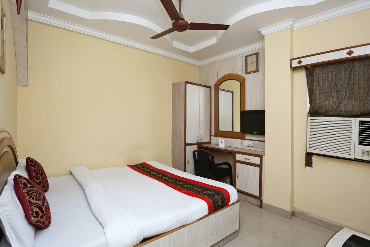Oyo 4065 Hotel Richi ブバネーシュワル エクステリア 写真